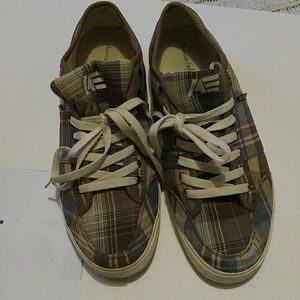 AMERICAN EAGLE PLAID SNEAKER SIZE 12